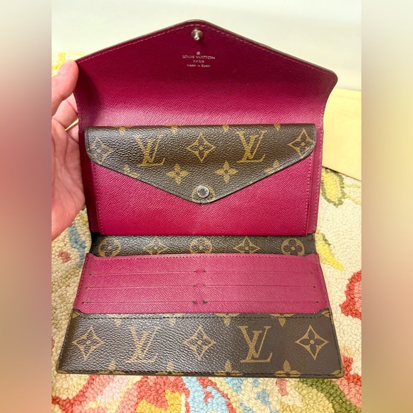 LOUIS VUITTON Barbie Monogram Epi Marie-Lou Long Clutch/ Wallet Fuchsia - Picture 10 of 16